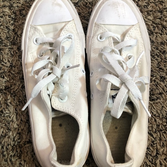 Gently used kids converse - Picture 3 of 5